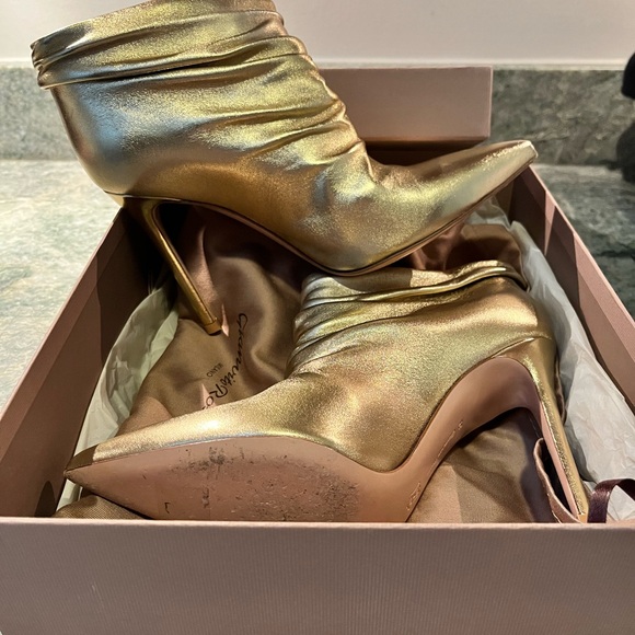 Gianvito Rossi size 38.5 (8.5) gold booties - Picture 2 of 8